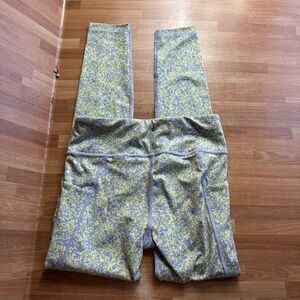 Athleta Girl high-rise stash your treasures tight printed leggings size 12